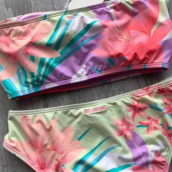 π₯π₯BILLABONG - LOST IN DAYDREAMS TUBE MAUI SETπ₯ - Picture 7 of 9